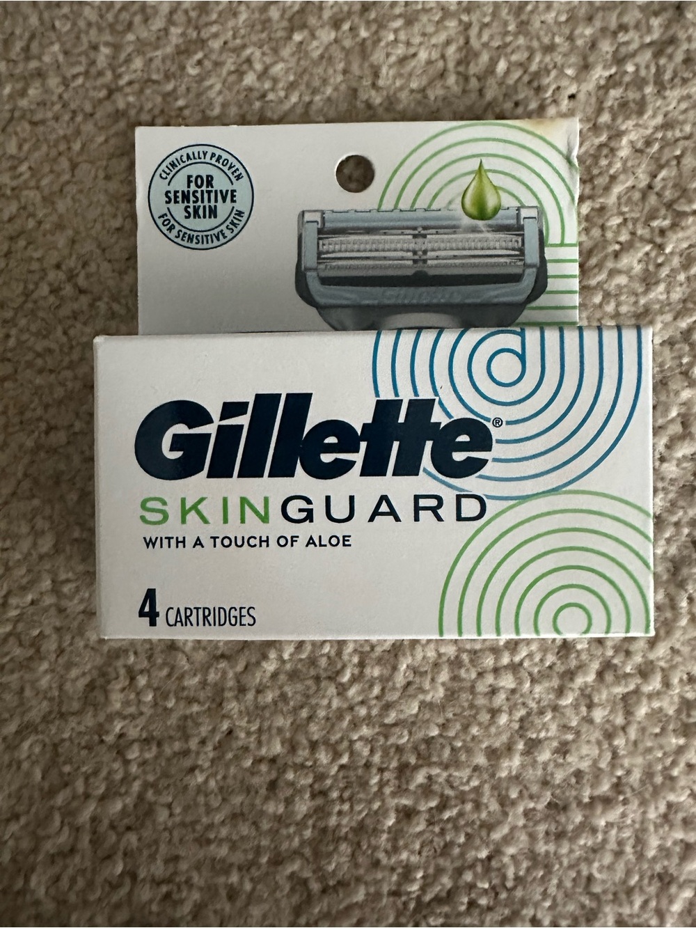 Brand NEW Gillette SkinGuard Razor Cartridges - (4 Pack)